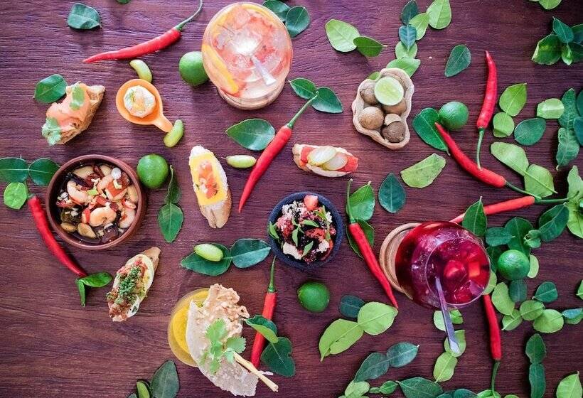 리조트 Pinkcoco Gili Air   Constant Surprises & For Cool Adults Only