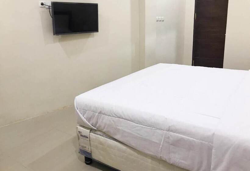 The Galton Hotel Bau Bau