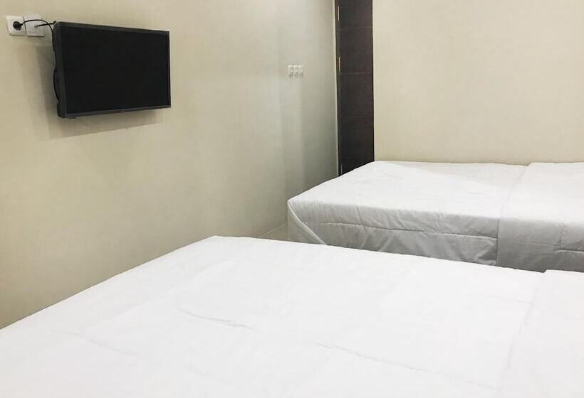 The Galton Hotel Bau Bau