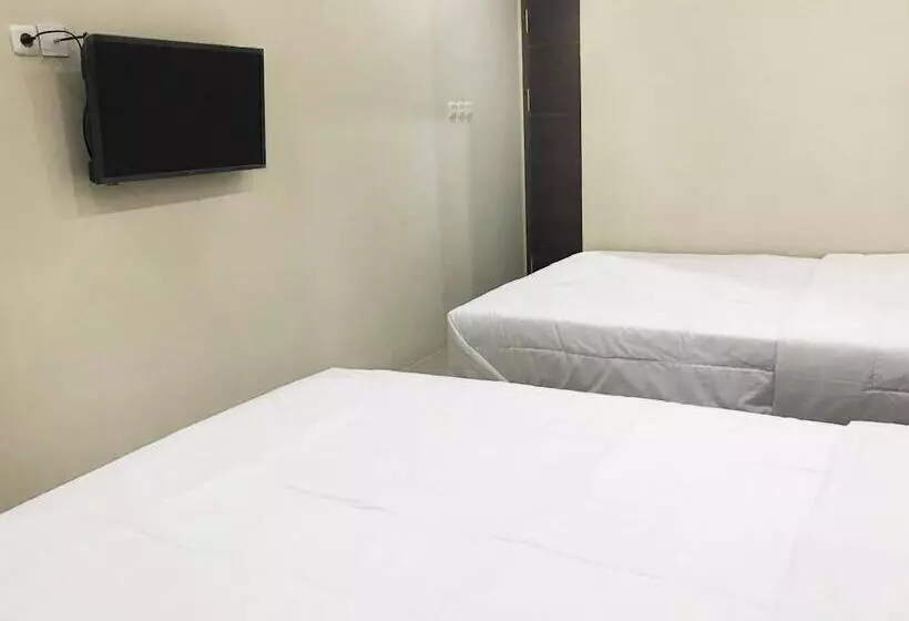 The Galton Hotel Bau Bau