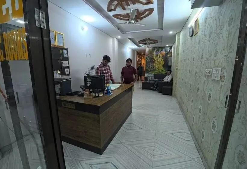 ホテル Aapno Shyam And Restaurant