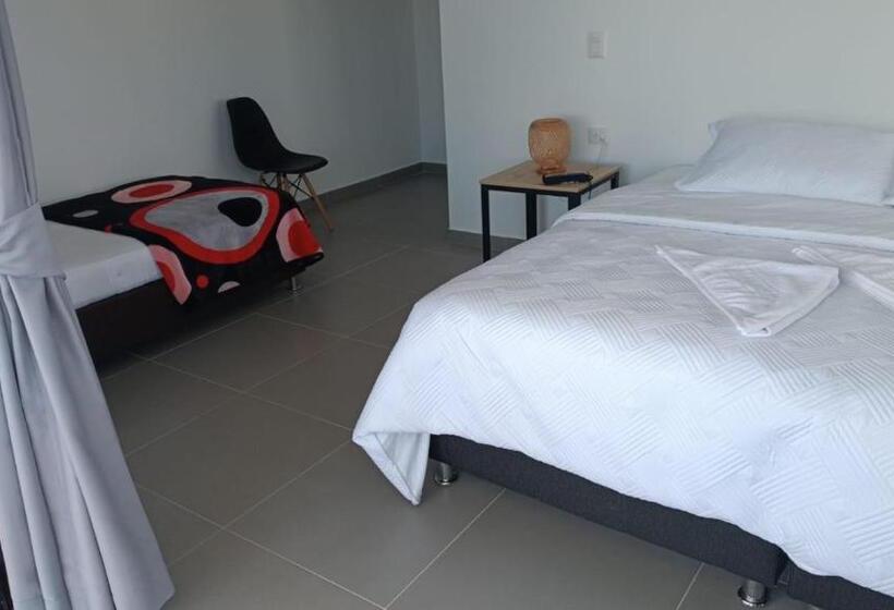 הוסטל Guatapé Country House