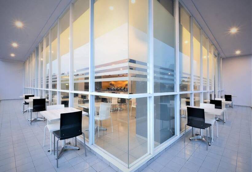 فندق 88 Bekasi By Wh