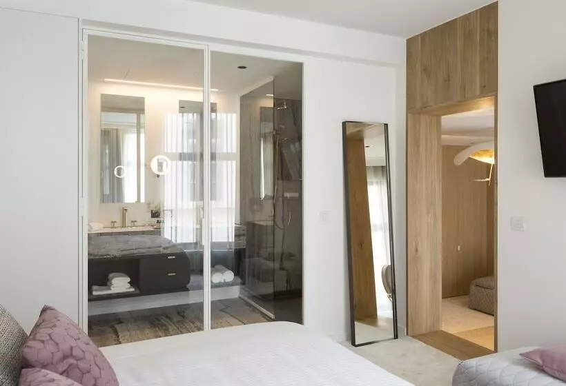 هتل Gulde Schoen Luxury Studioapartments
