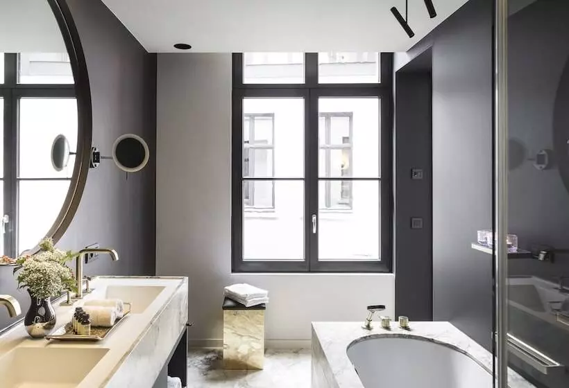 هتل Gulde Schoen Luxury Studioapartments
