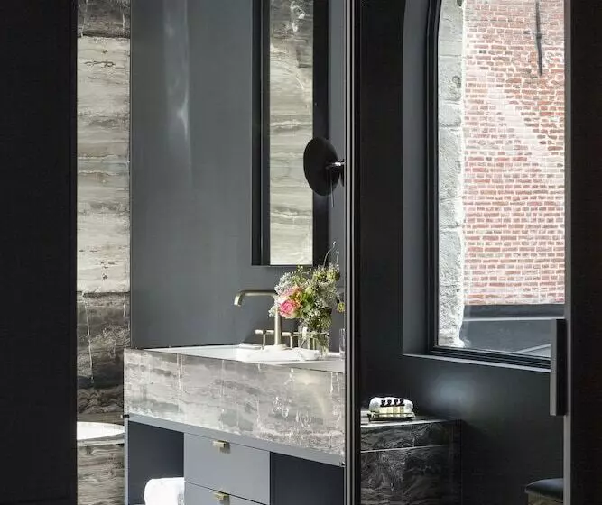 هتل Gulde Schoen Luxury Studioapartments