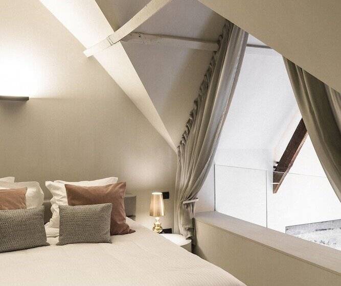 هتل Gulde Schoen Luxury Studioapartments