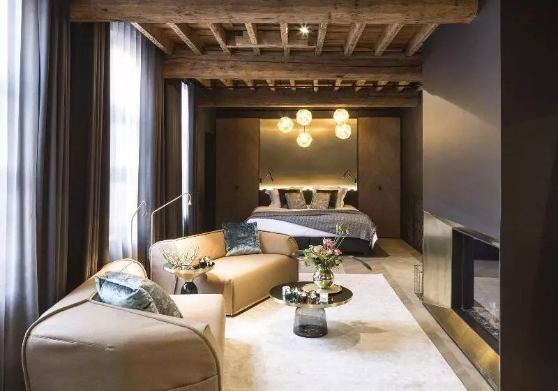 هتل Gulde Schoen Luxury Studioapartments