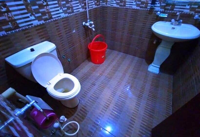 هتل Royal Residency Guest House Karachi