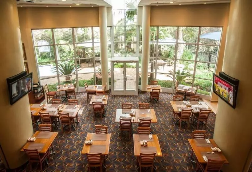 ホテル Stayeasy Pretoria