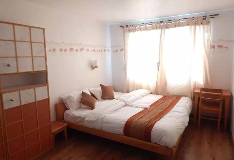 تختخواب و صبحانه Homestay Nepal