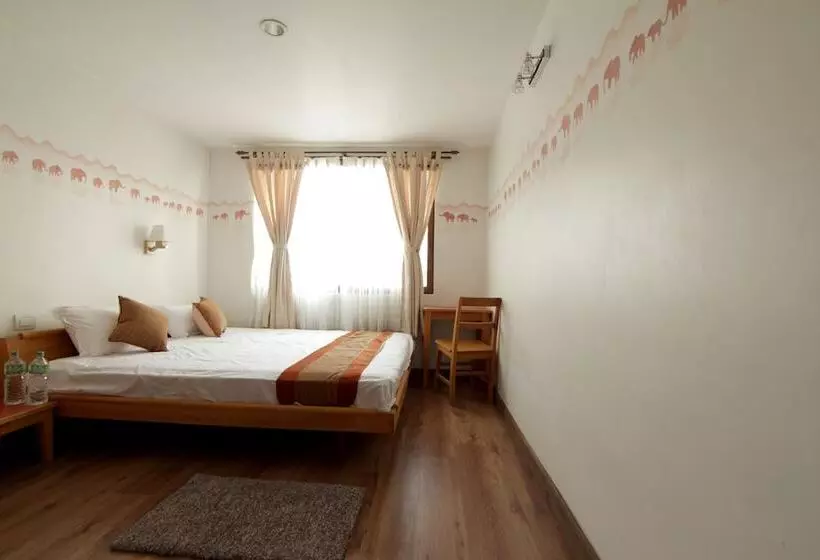 تختخواب و صبحانه Homestay Nepal