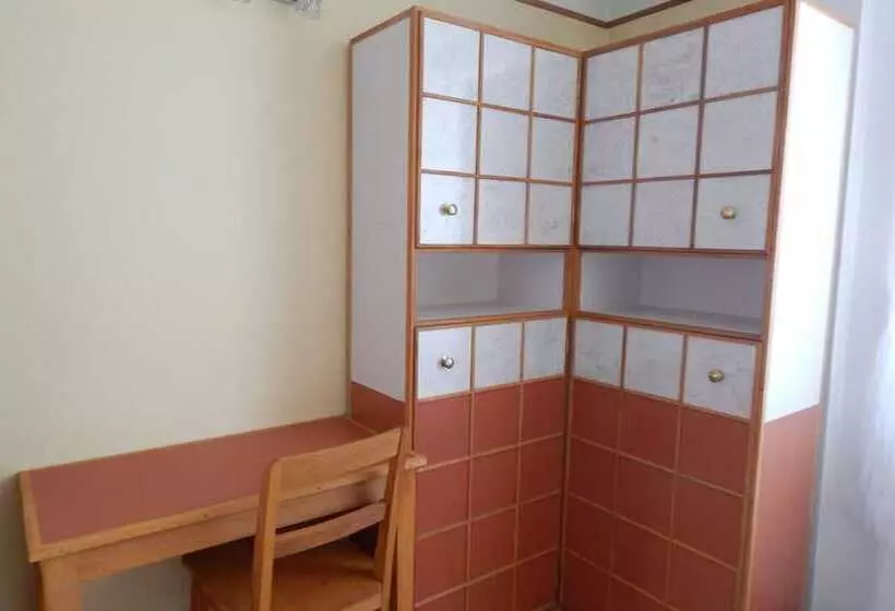 تختخواب و صبحانه Homestay Nepal