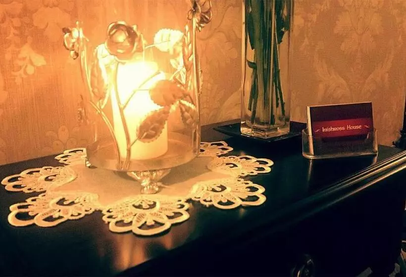 ベッドアンドブレックファースト Inishross House