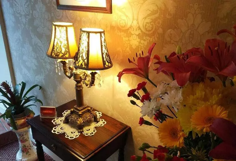 ベッドアンドブレックファースト Inishross House