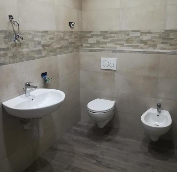 住宿加早餐  La Casa Al Centro Affittacamere