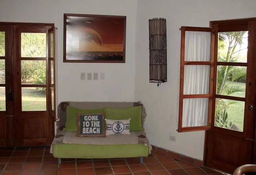 ホテル Cabañas La Casa De Pucha