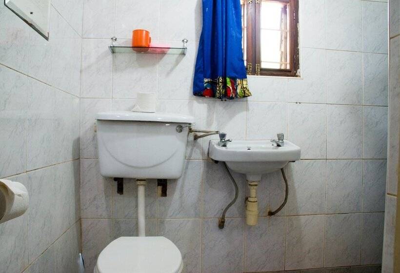 هتل New Court View