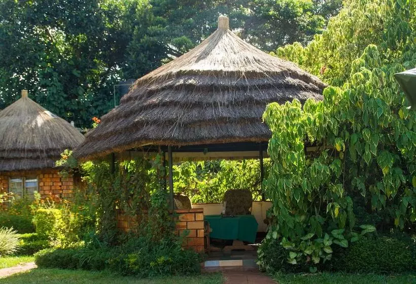 هتل New Court View