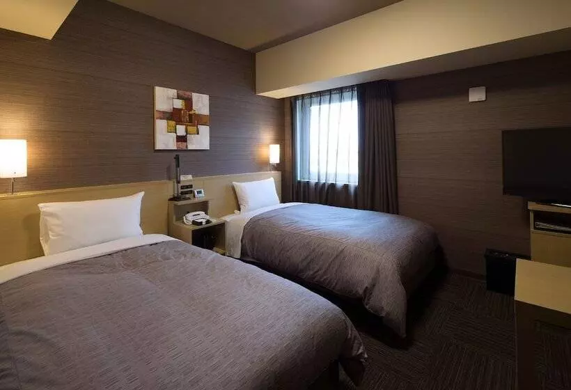 Hotelli Route Inn Osaka Takaishi Hagoromo Ekimae