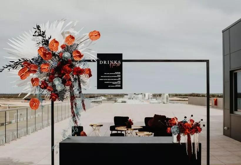 ホテル Rydges Pit Lane