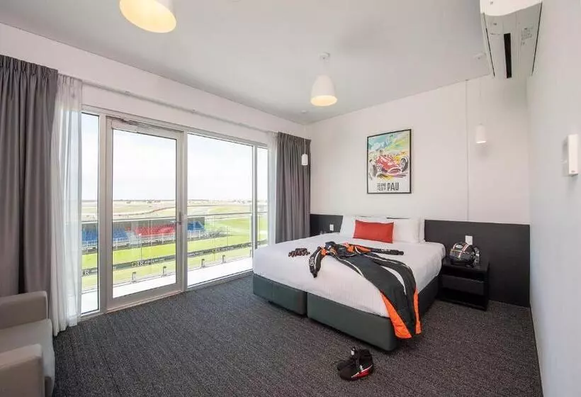 ホテル Rydges Pit Lane