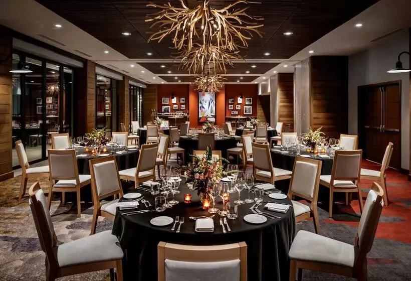 The Josie Hotel, Autograph Collection