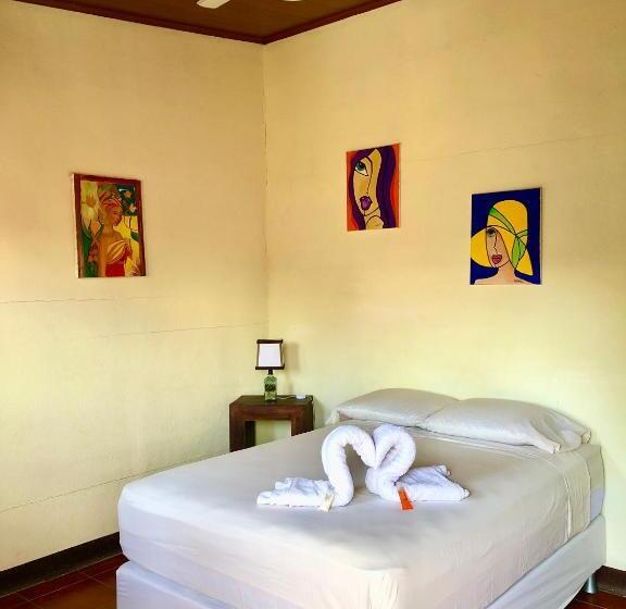 هاستل Casa Lula León Hostal