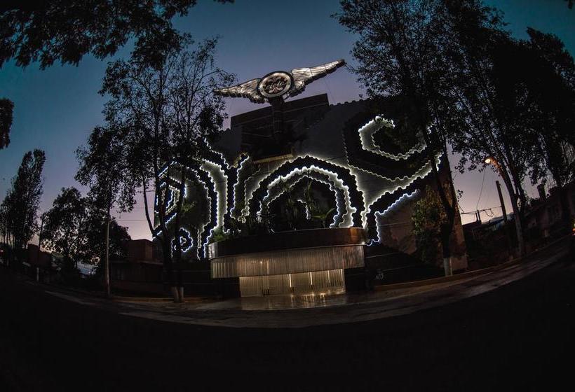 Auto Hotel Cielo Good Luck