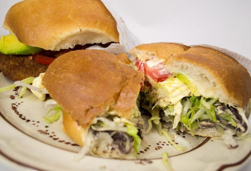 Auto Hotel Cielo Good Luck