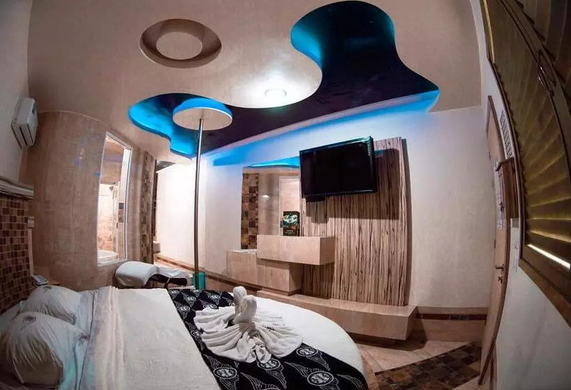 Auto Hotel Cielo Good Luck