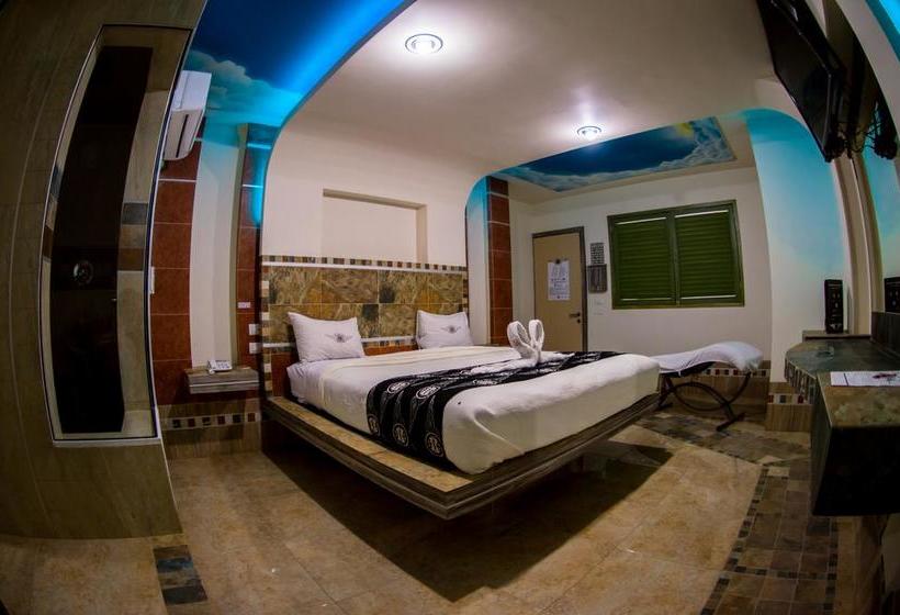 Auto Hotel Cielo Good Luck