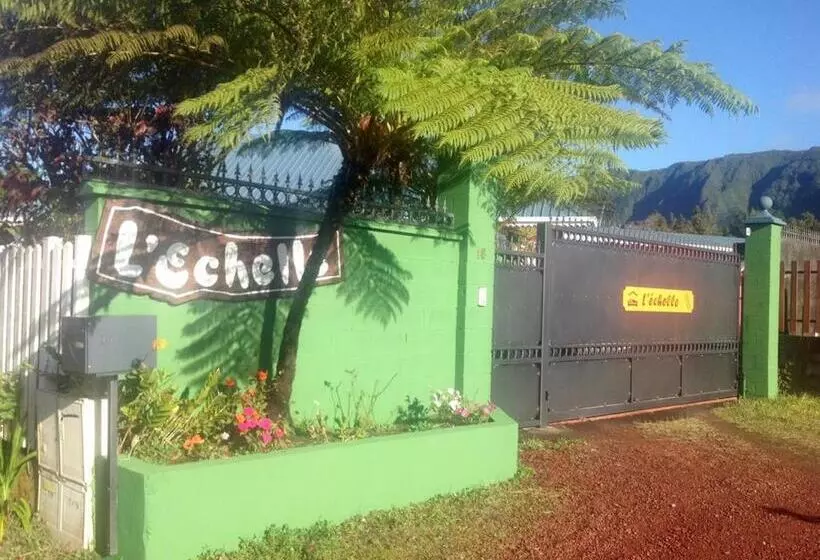 تختخواب و صبحانه L'echelle