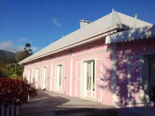 تختخواب و صبحانه L'echelle