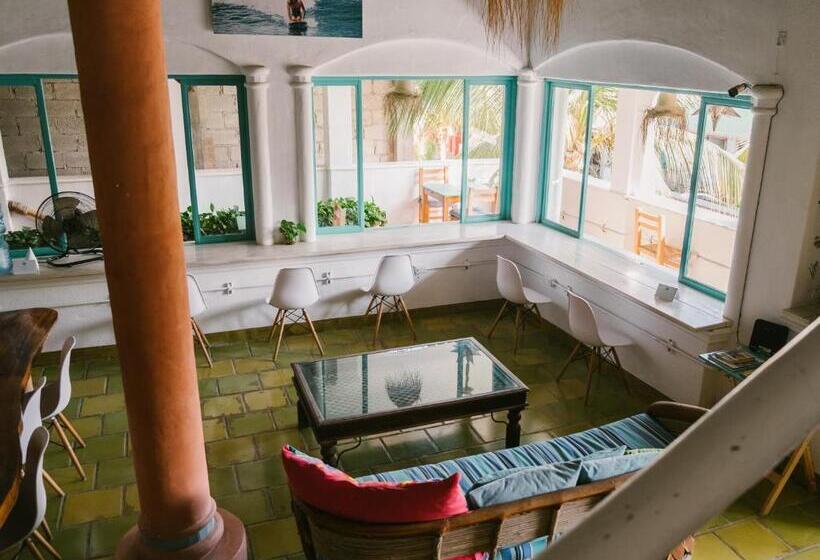 ベッドアンドブレックファースト Sayulita Central