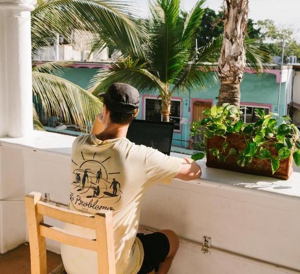 ベッドアンドブレックファースト Sayulita Central