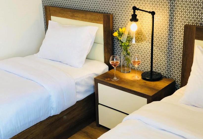 Fotos del hotel Amser:  8