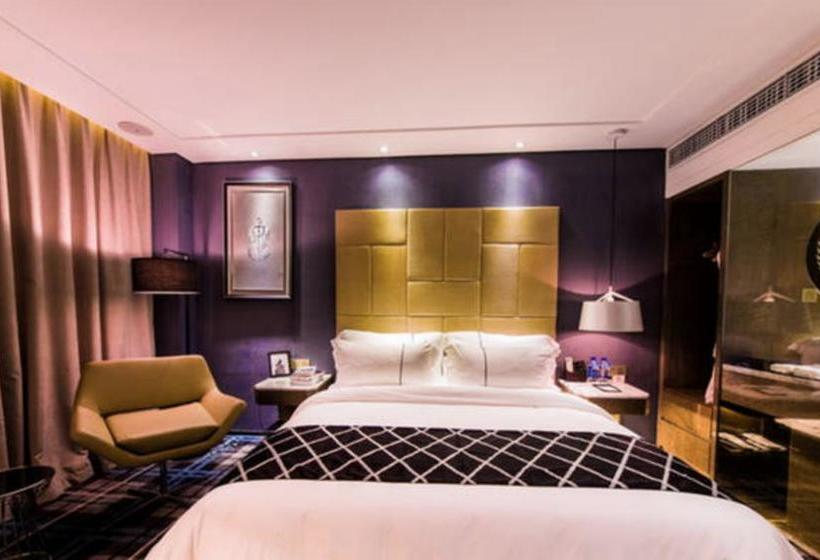 Hotel Boston International