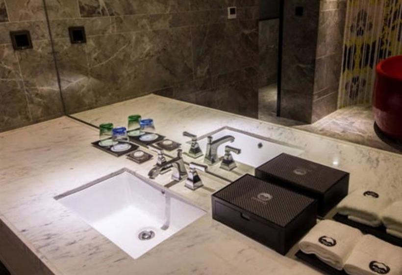 Hotel Boston International