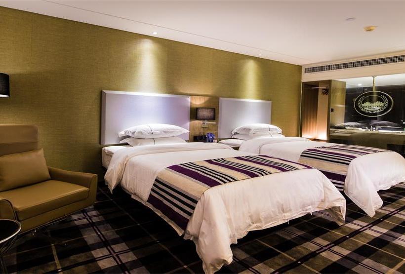 Otel Boston International