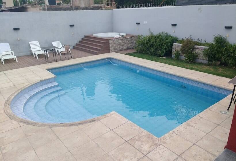 هتل Ischigualasto