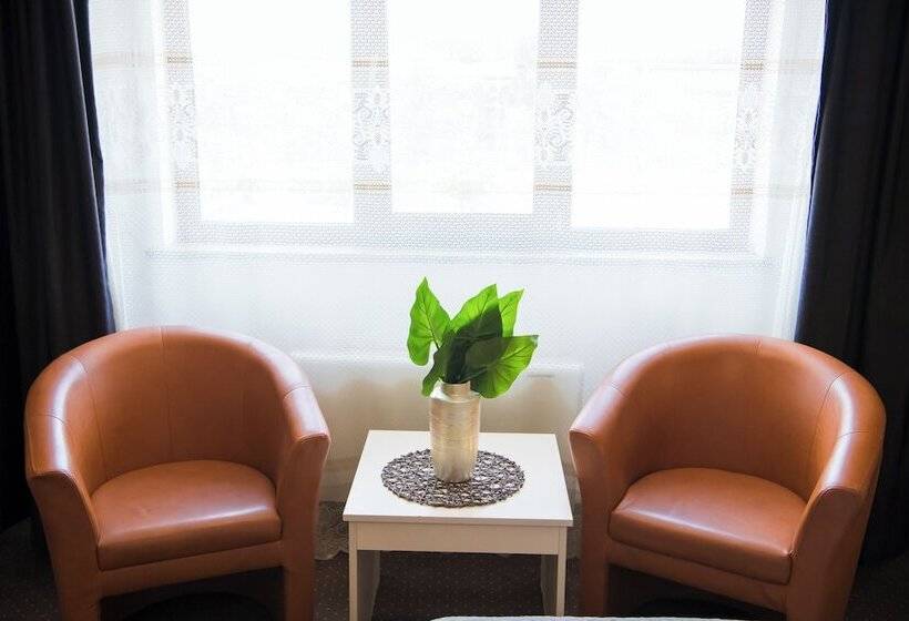 فندق Mbi Travel Inn