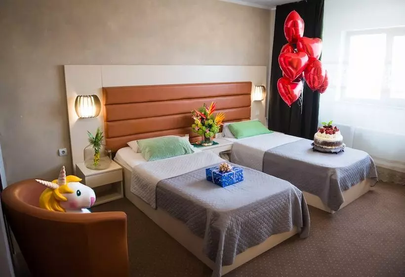 Hotelli Mbi Travel Inn