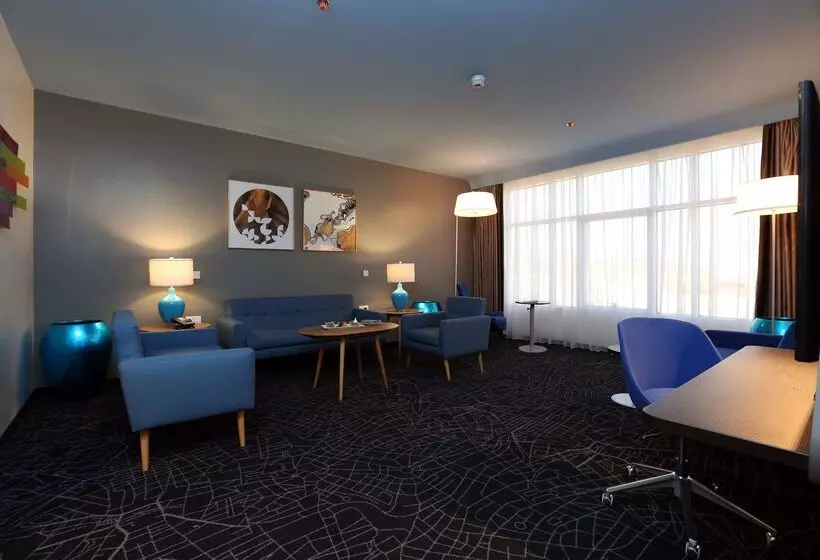 ホテル Park Inn By Radisson Najran