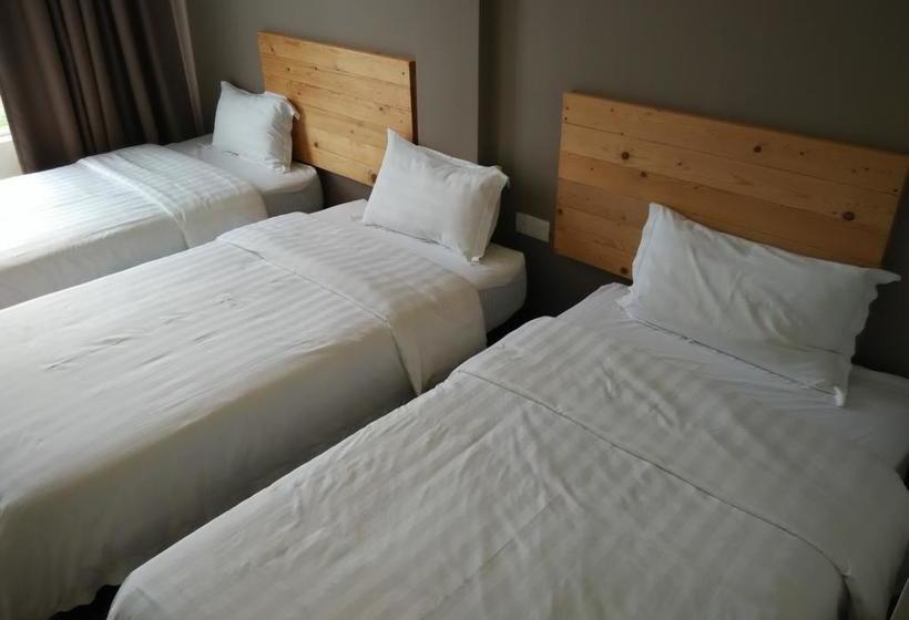 בית מלון כפרי Sg. Paka