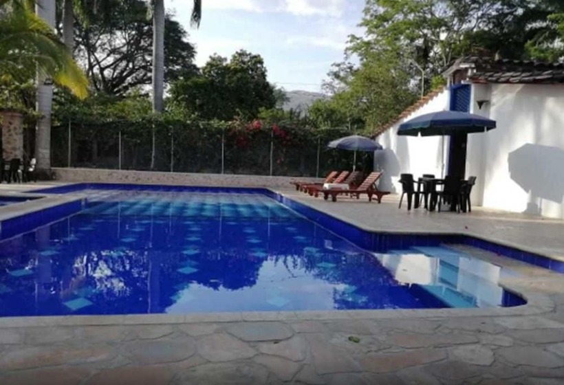 ホテル Y Restaurante Bienmesabe