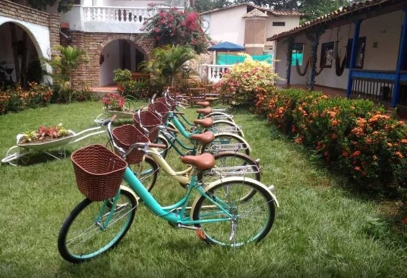 ホテル Y Restaurante Bienmesabe