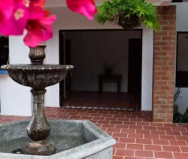 Hotelli Y Restaurante Bienmesabe