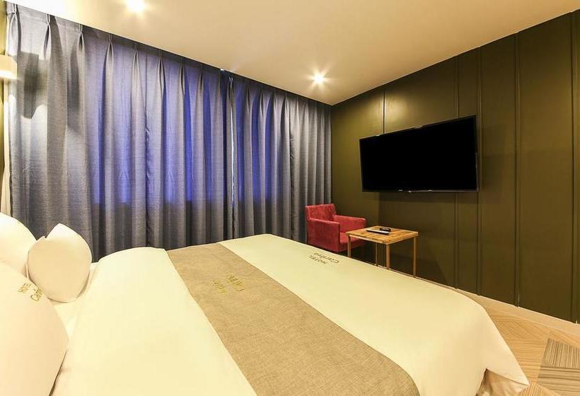 مُتل Busan Oncheonjang  Carino