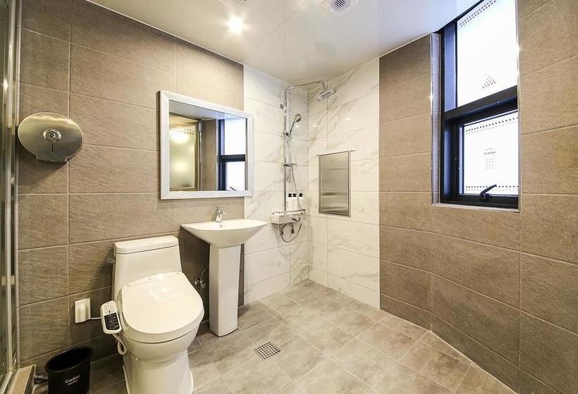 مُتل Busan Oncheonjang  Carino